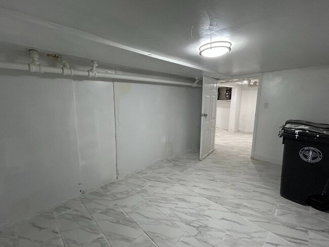 Building Photo - 1819 Palisade Pl