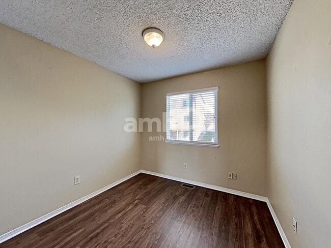 Building Photo - 6743 Fountain Ridge Cir