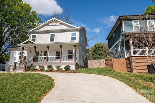 Building Photo - 1516 Princess Pl