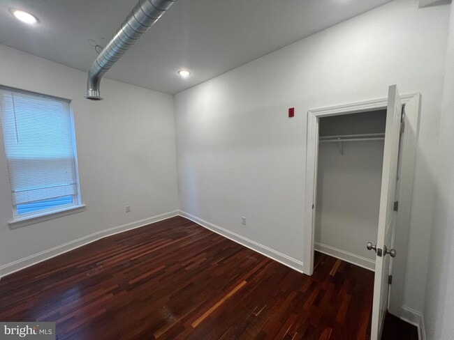 Building Photo - 3228 W Diamond St