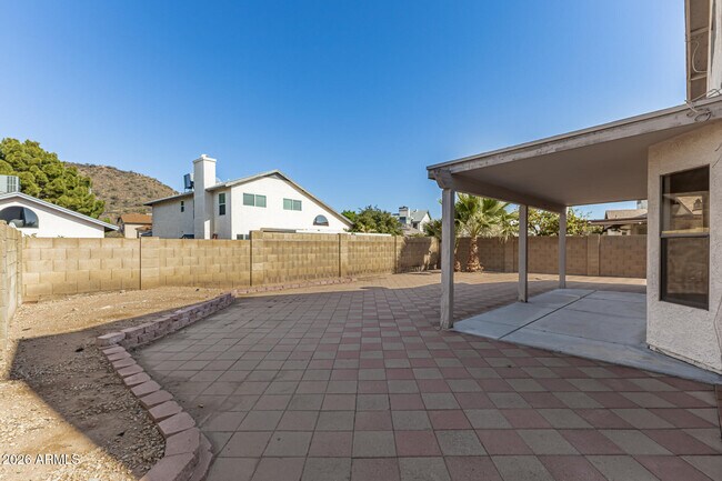 Building Photo - 4368 W Wahalla Ln