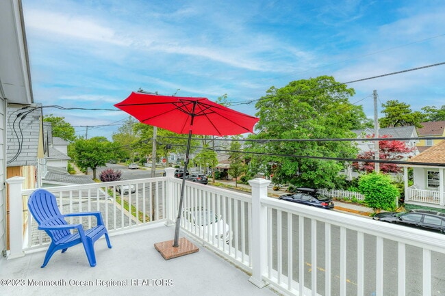 Building Photo - 82 Franklin Ave