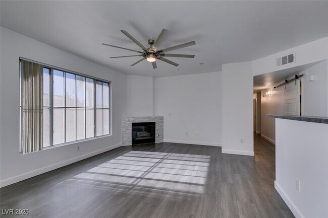 Building Photo - 7147 S Durango Dr