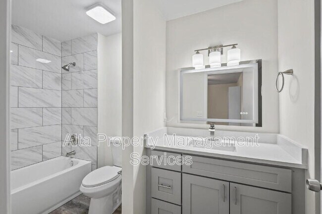 Building Photo - 1848 Willowood Dr