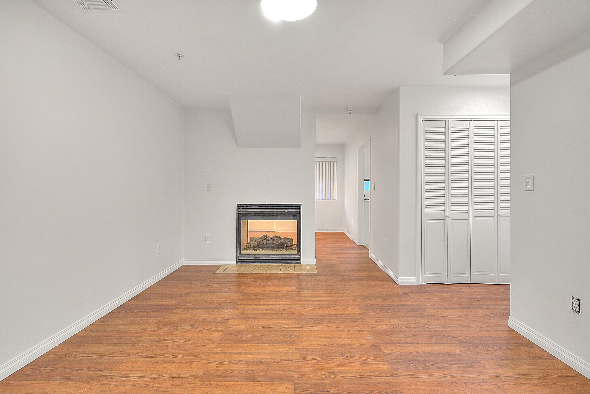 Building Photo - 3105 Walton Ave