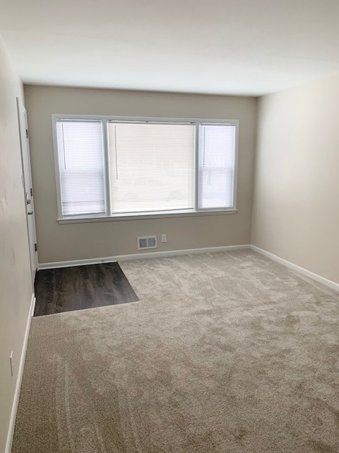 Building Photo - 240 W Laflin Ave