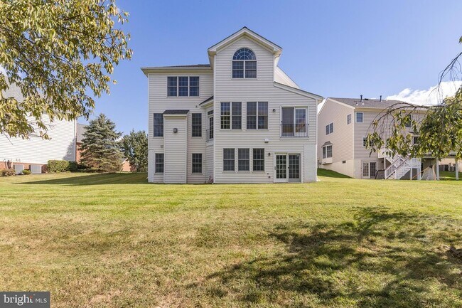 Building Photo - 5634 Annenberg Ct