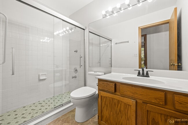 Building Photo - 1174 Hyannis Cir