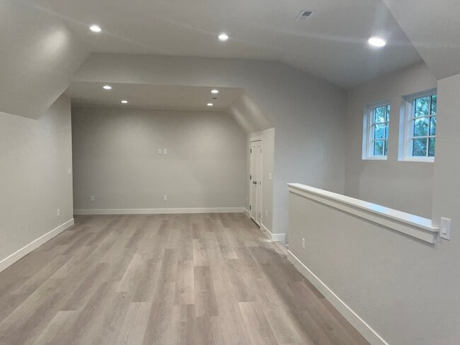 Building Photo - 3243 N 810 E