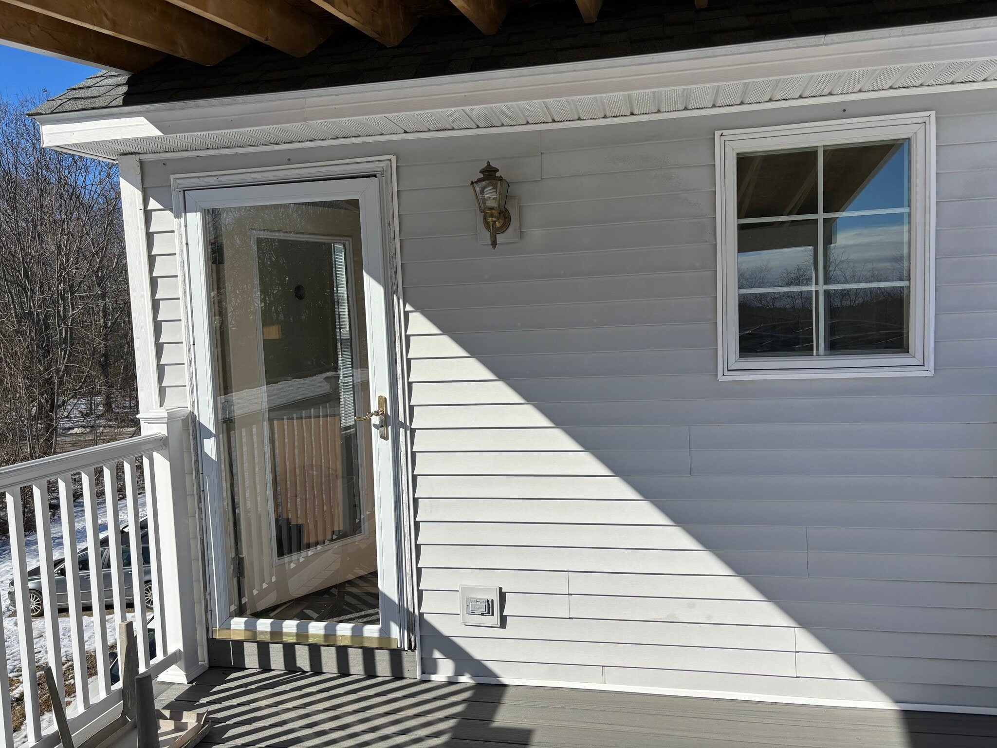 Entry door - 1175 Mere Point Rd