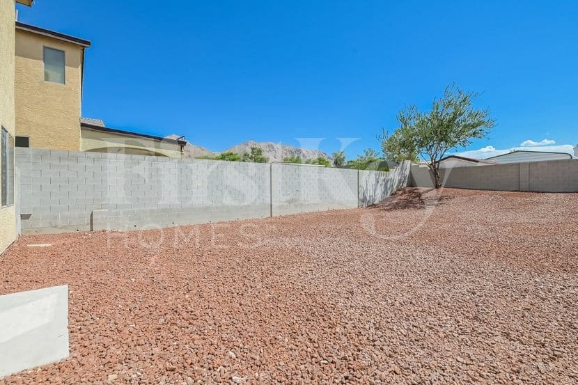 Building Photo - 6417 Strongbow Dr