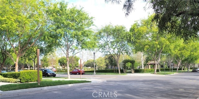 Building Photo - 82 Vermillion