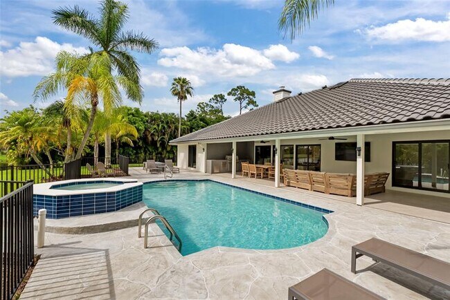 Building Photo - 8611 Gullane Ct