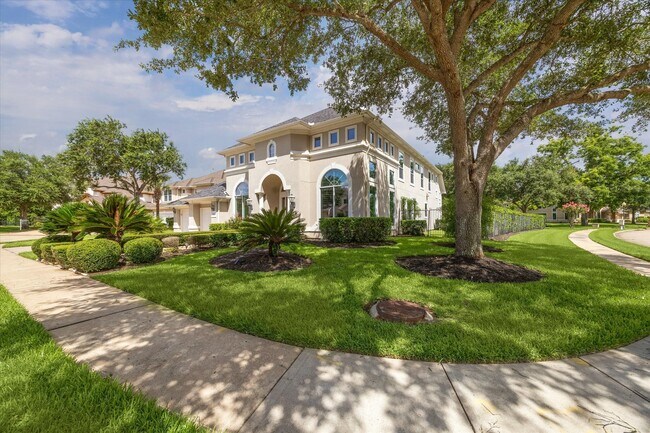 Building Photo - 5215 Eagle Pointe Ct