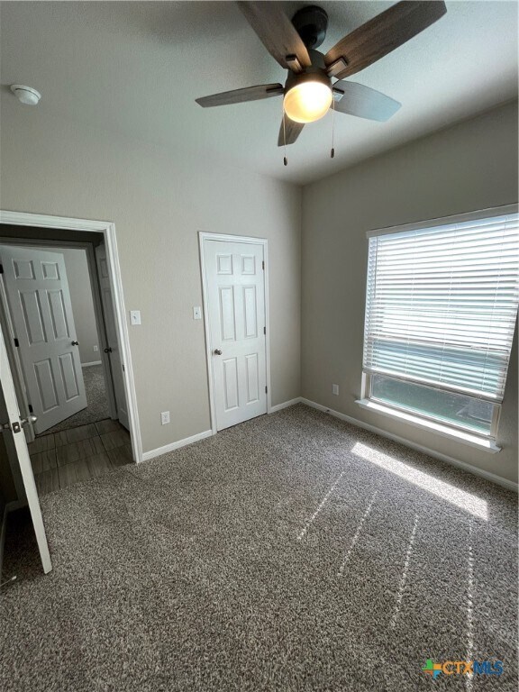 Building Photo - 2216 Vicksburg Ln