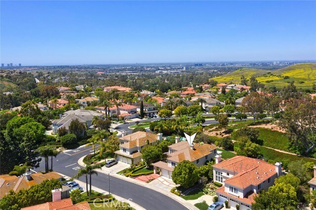 Building Photo - 19 Brigadier