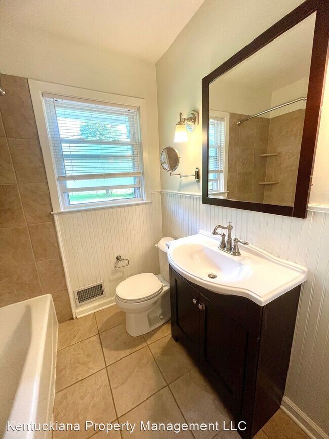 Building Photo - 3 br, 2.5 bath House - 3609 Hanover
