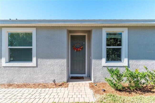 Building Photo - 5223 NW 48th Pl