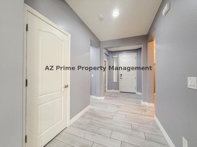 Building Photo - 18649 W Williams St