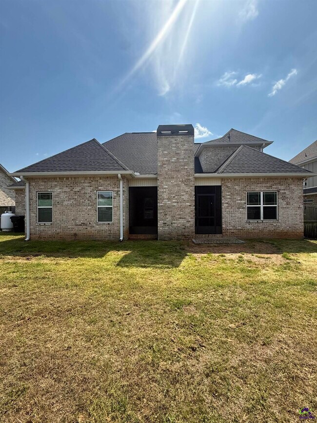 Building Photo - 221 Perth Ct