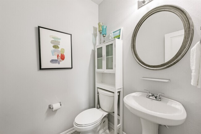 Building Photo - 10018 Chase Ct