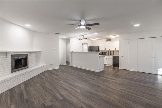 Building Photo - 538 Hawthorne Dr