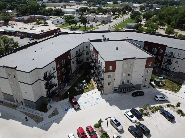 The River Apartments & Townhomes 100 4th St SW Mason City IA 50401