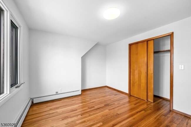 Building Photo - 316 Kipp Ave