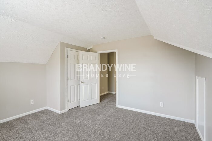 Building Photo - 2509 Jordan Ridge Dr
