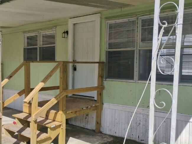 Building Photo - 925 Ponce De Leon Blvd