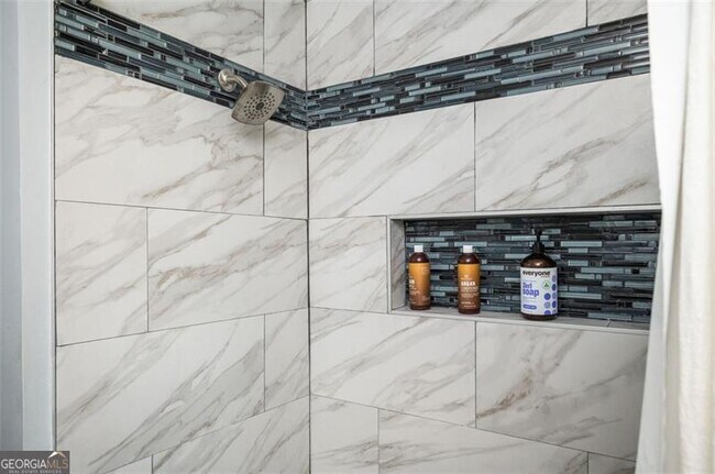 Building Photo - 1778 Flintwood Dr SE