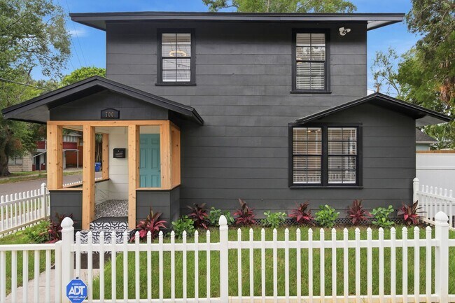 Building Photo - The Dark Horse — Style in the Heart of St. Pete