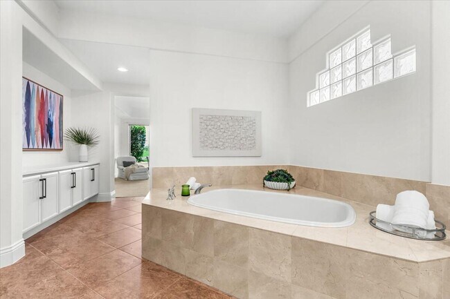 Building Photo - 79370 Mission Dr W