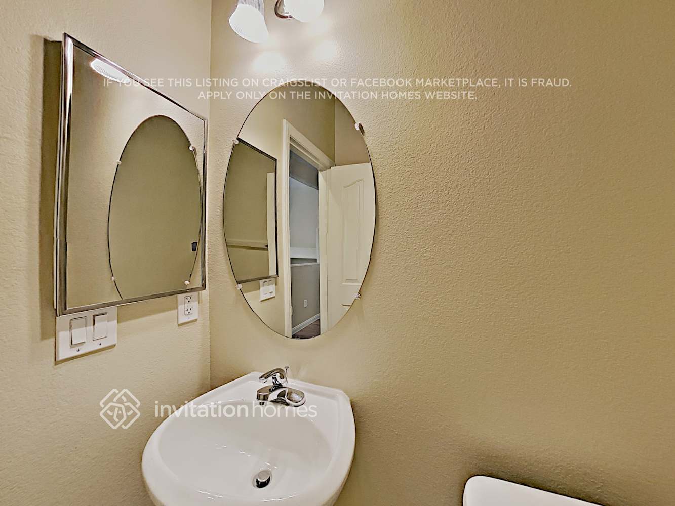 Building Photo - 6683 Wood Thrush Pl