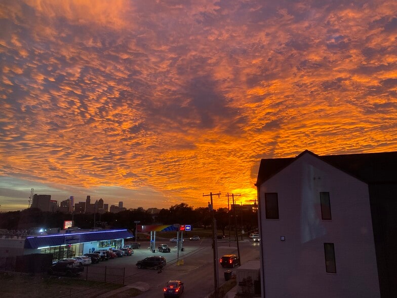 One of the many sunsets from balcony - 5605 Bryan Pky
