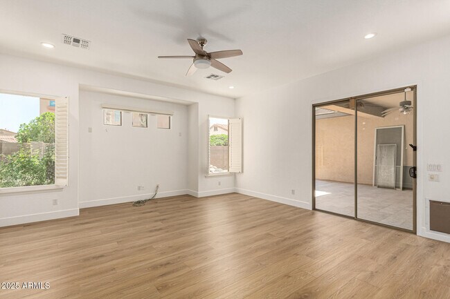 Building Photo - 3771 E Leo Pl