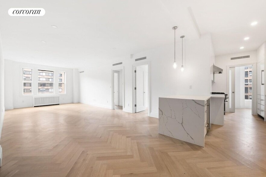 Building Photo - 241 W 97th St