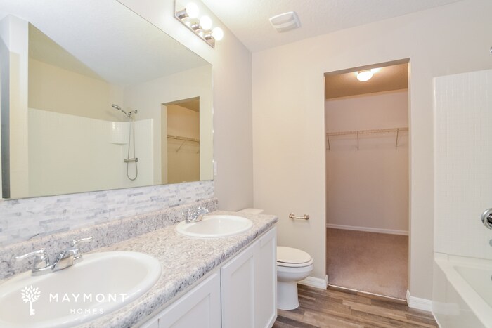 Building Photo - 216 Goldenrod Ln