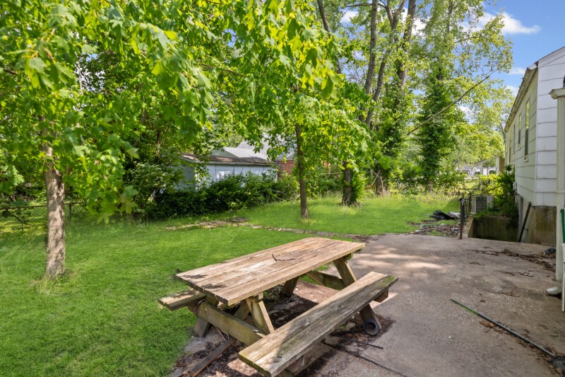 Building Photo - 428 Jean Ave