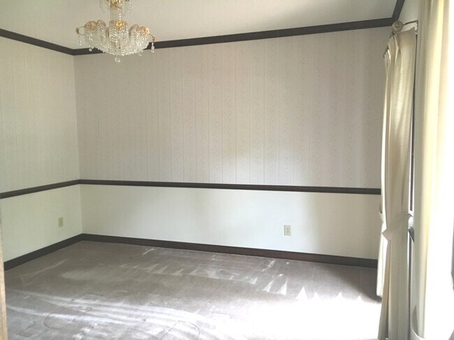 Building Photo - 6 Bedroom home in Woodberry Forest! Centra...