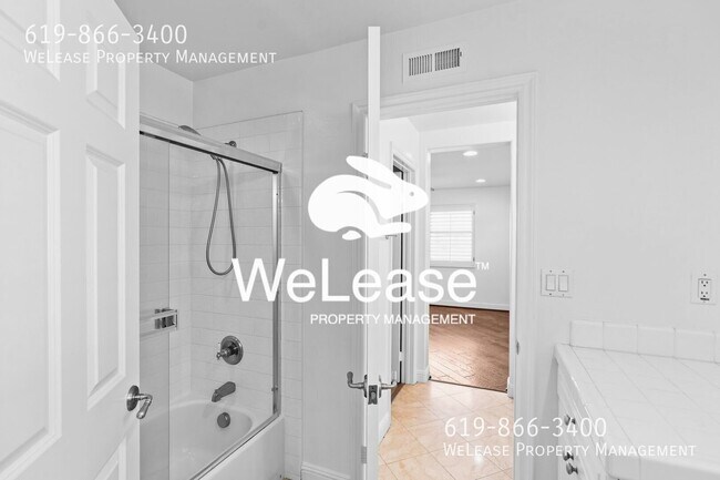 Building Photo - 5250 White Emerald Dr