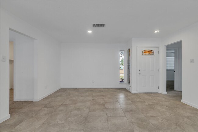 Building Photo - 4307 Eagle Fork Dr