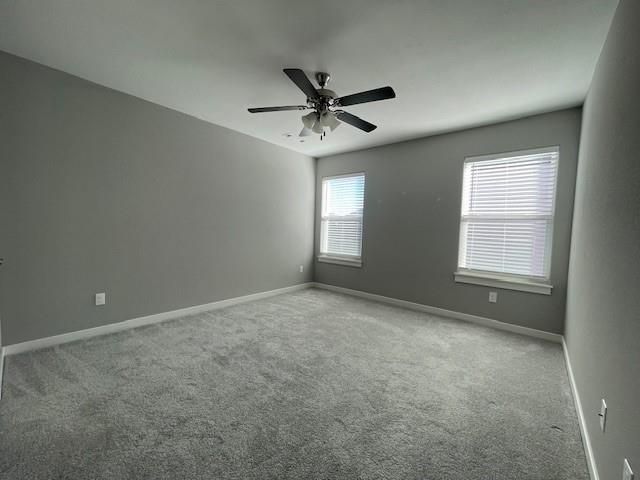 Building Photo - 2339 E Amherst Aly