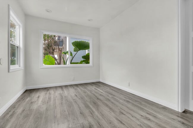 Building Photo - 6324 Gallant St