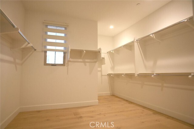Building Photo - 204 Sutters