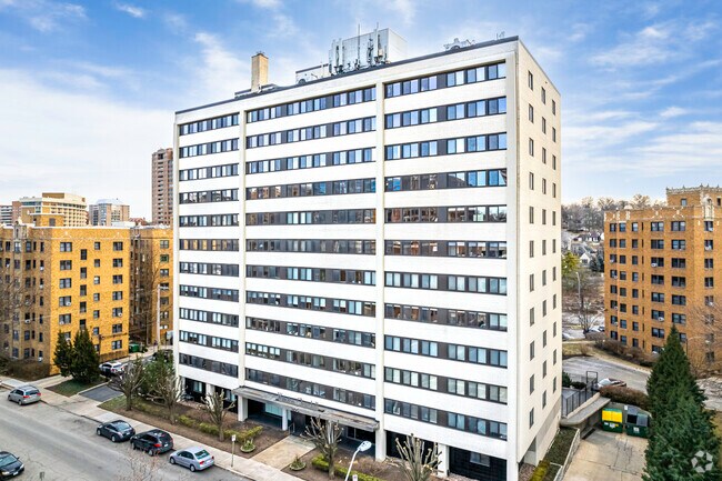Primary Photo - Winston Churchill Condominiums