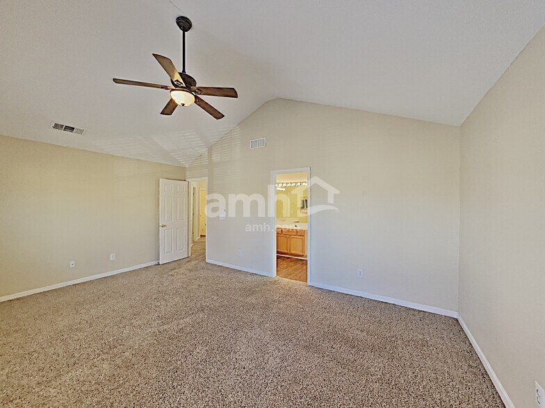 Building Photo - 401 Citronelle Dr