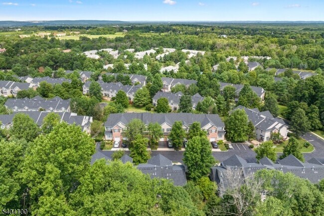 Building Photo - 119 Hoover Ave