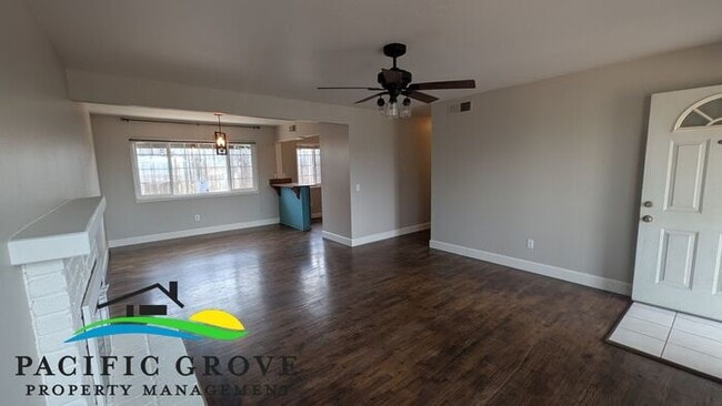 Building Photo - Updated Three Bedroom