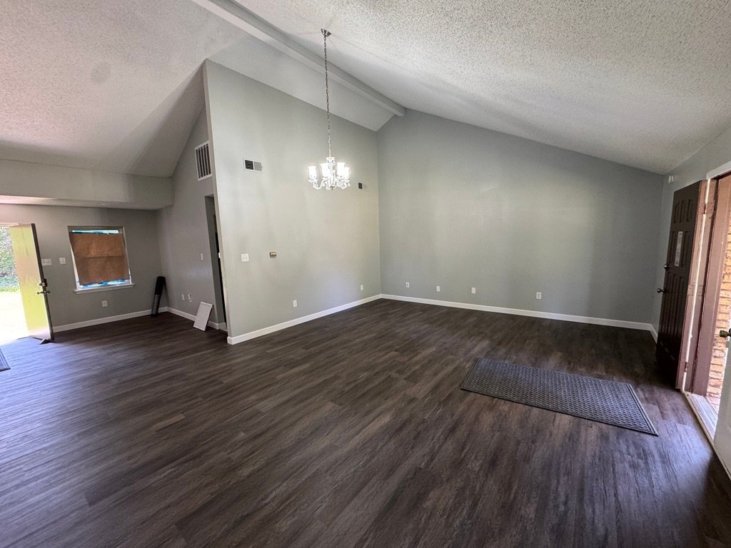 Building Photo - 311 J W Davis Dr